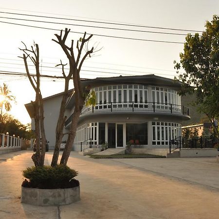 Отель Khaoyai Terrazzo Му-Си Экстерьер фото