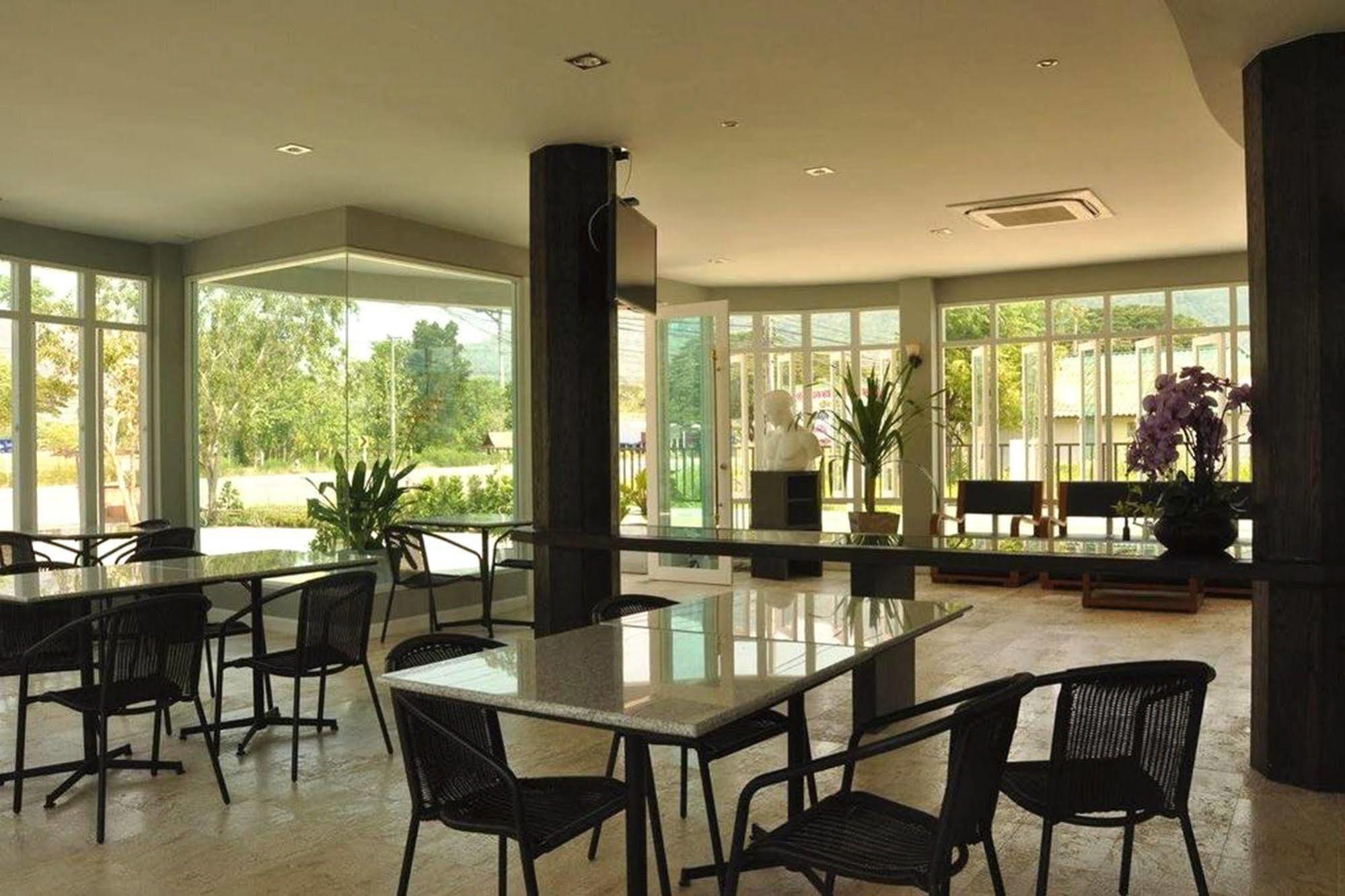 Отель Khaoyai Terrazzo Му-Си Экстерьер фото