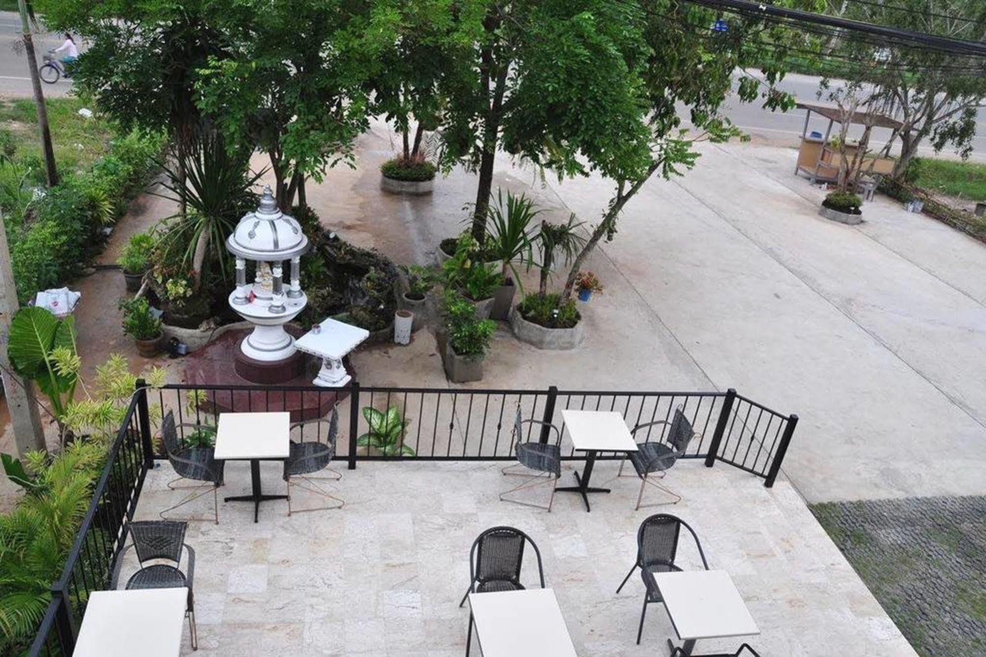 Отель Khaoyai Terrazzo Му-Си Экстерьер фото